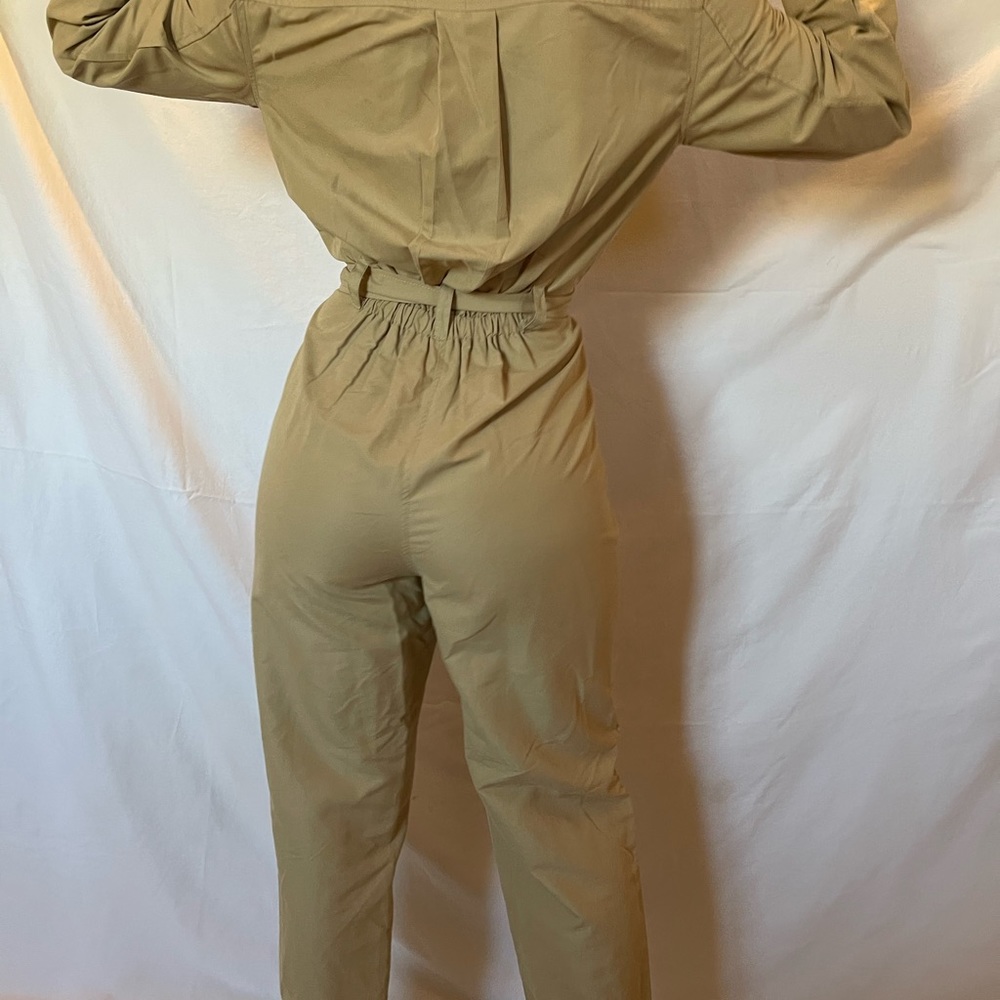 JumpSuit - Picture 3 of 9